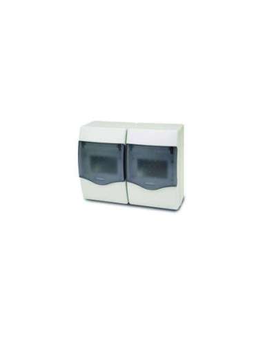 Caja superficie 1-4+4 elementos puerta transparente FAMATEL 3644