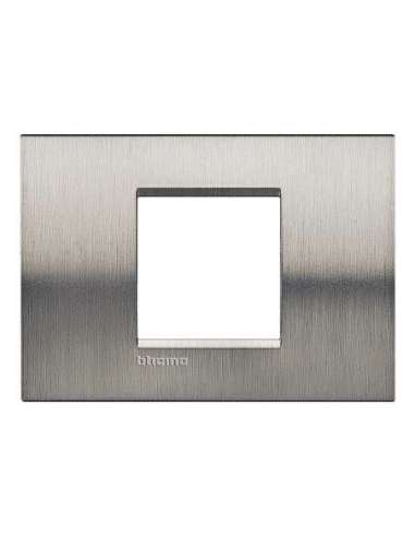 Placa embellecedora Livinglight de color Acero pulido - 2 módulos centrados - A001160981 BTICINO LNA4819ACS