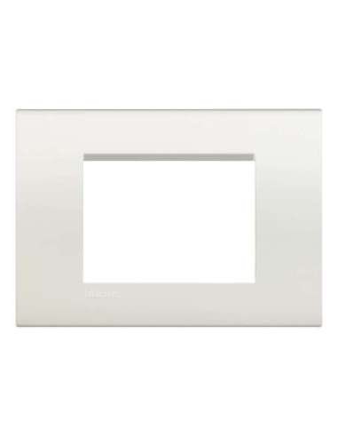 Placa embellecedora Livinglight de color Blanco - 3 módulos - A000951250 BTICINO LNA4803BI