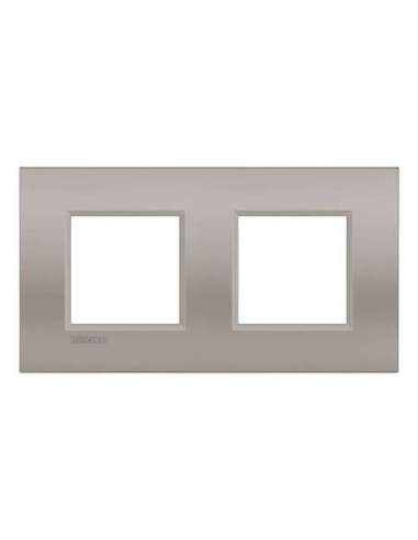 Placa embellecedora Livinglight AIR de color Arena - 2x2 módulos - A001522714 LEGRAND LNE4802M2SB