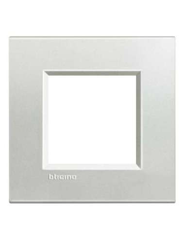 Placa embellecedora Livinglight de color Plata - 2 módulos - A000951156 BTICINO LNA4802AG