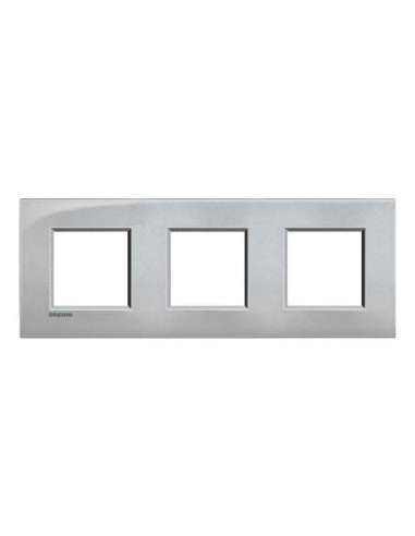 Placa embellecedora Livinglight AIR de color Tech - 2 x 3 módulos - A001189506 BTICINO LNE4802M3TE