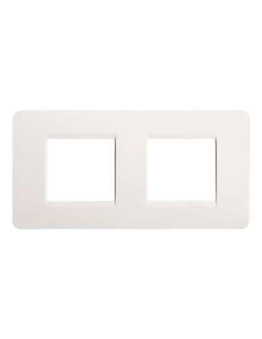 Placa embellecedora Màtix de color Blanco - 2 x 2 módulos - A000614228 BTICINO AM4802/2BN