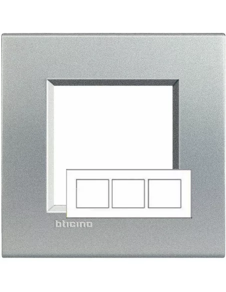 Marco de 3 elementos Tech LNA4802M3TE - Bticino LivingLight